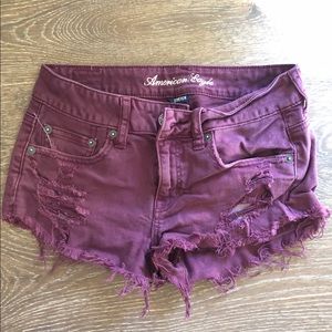 BURGANDY AMERICAN EAGLE STRETCH SHORTS